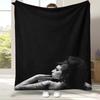Amy Winehouse Music Singer Soft Flannel Throw Blanket,Cozy Warm Blanket for Bed,Sofa,Living Room,Picnic,Camping,Home Decor,Gift