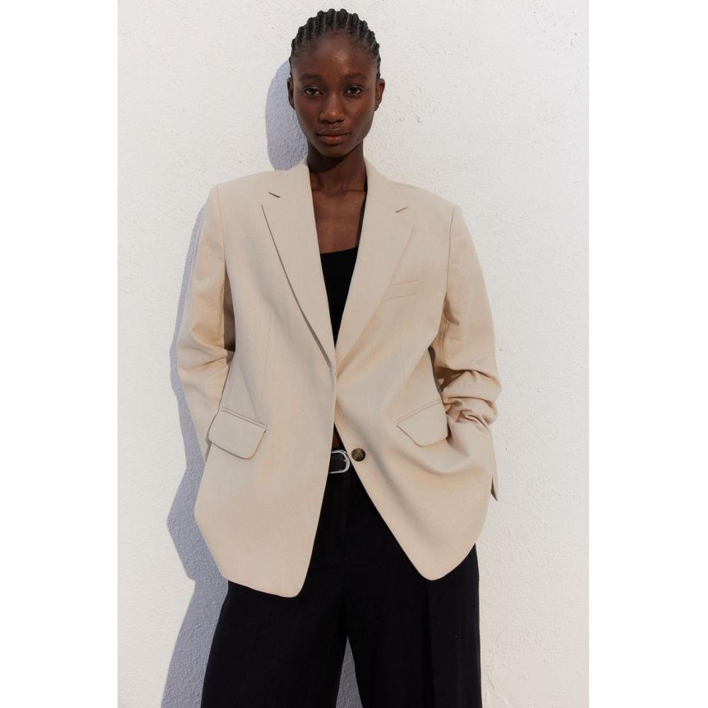 

Куртка оверсайз из смесового льна HM светло-бежевого цвета