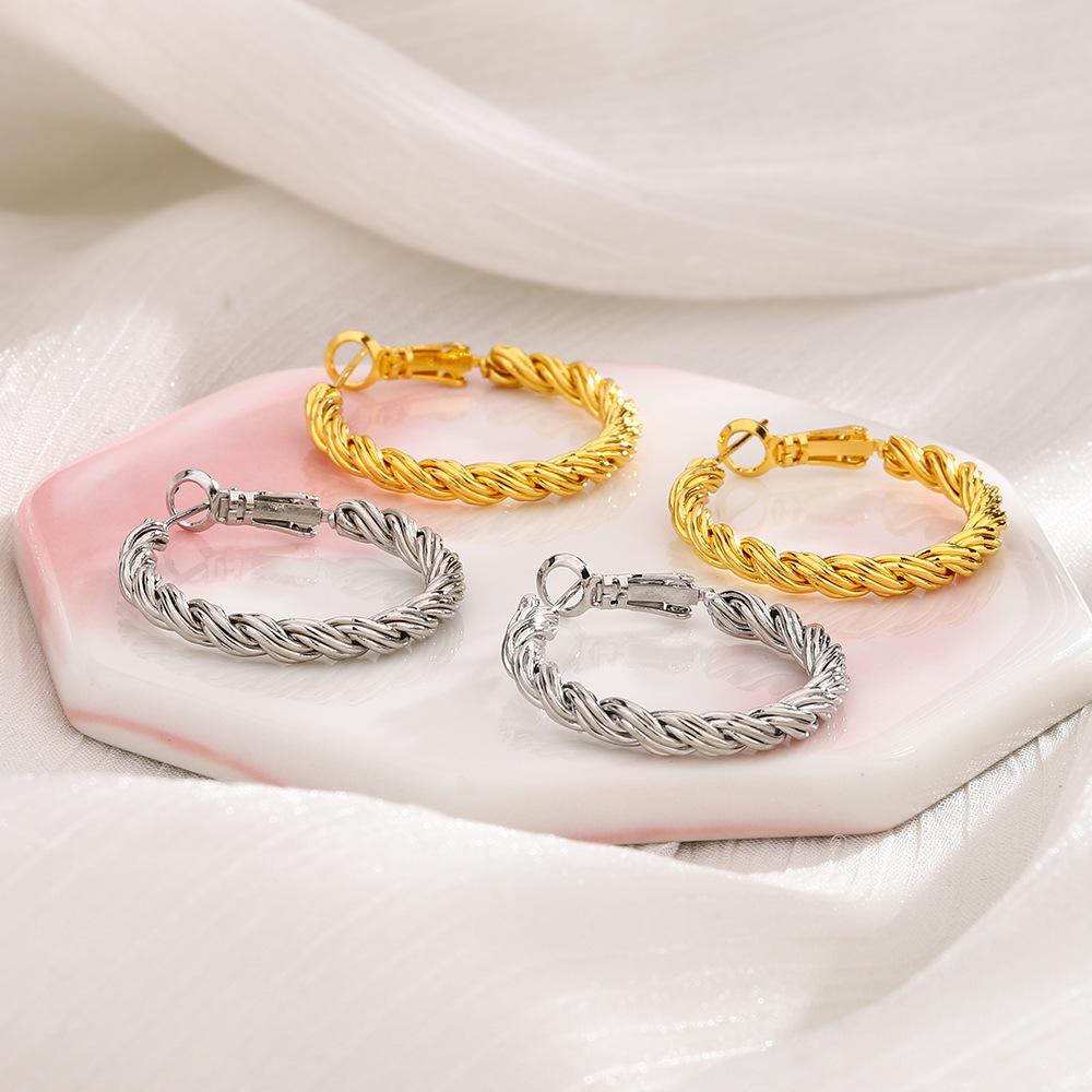 Coarse Twist Ear Buckle Ins Wind Simple Plain Ring Earrings Douyin Live Broadcast Drainage Model Woven Circle Large Earrings Girlfriend