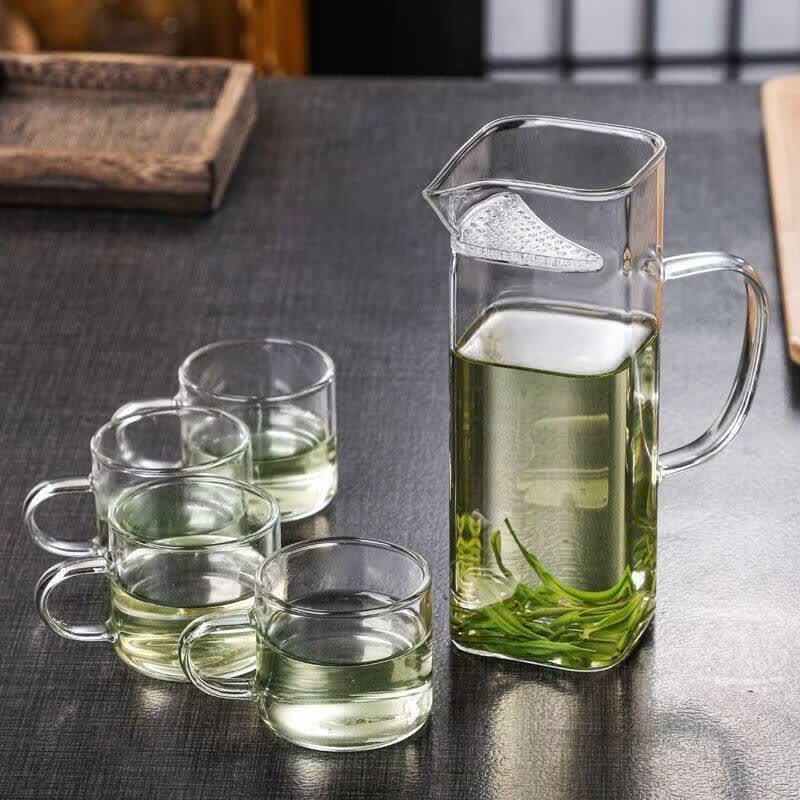 ZISIZ High Borosilicate Glass Tea Fairness Cup with Strainer
