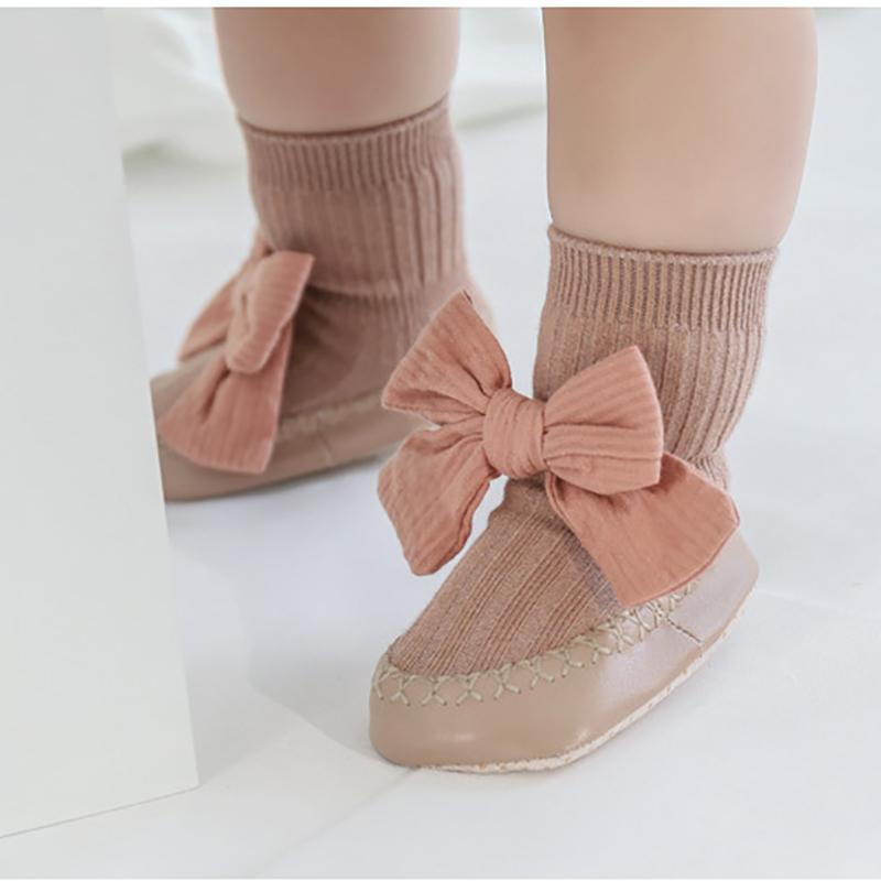 Anti-Rutsch Neugeborenen Baby Leder Sohle Bodensocken im koreanischen Stil mit großer Schleife zum Laufen für Kleinkinder Rutschfeste Fußbekleidung Socken