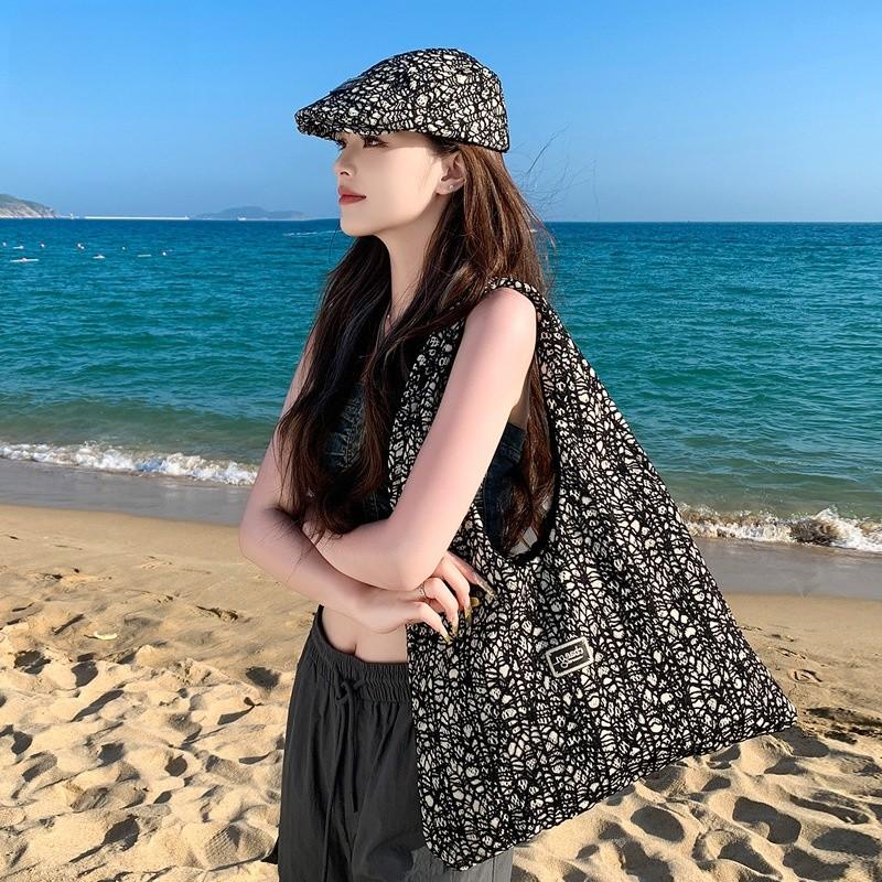 Japanese Artistry Beret Hat With Sun Protection And Breathability For Summer And Spring Fashion Enthusiasts