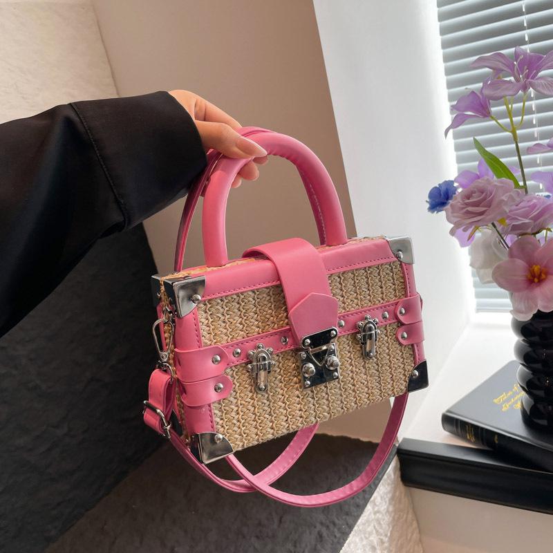 Woven straw bag women's 2025 new niche design messenger bag summer versatile high-end portable small square bag