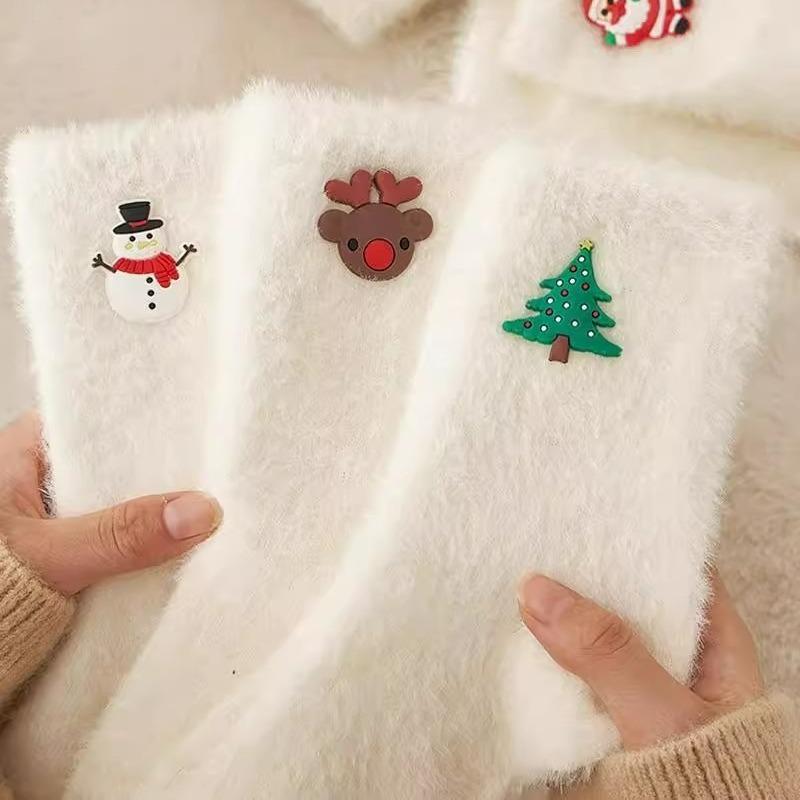 5pairs White Mink Fur Socks Soft Warm Winter Socks Women Christmas Santa Reindeer Snowman Cozy Fuzzy Plush Boot Home Sockings