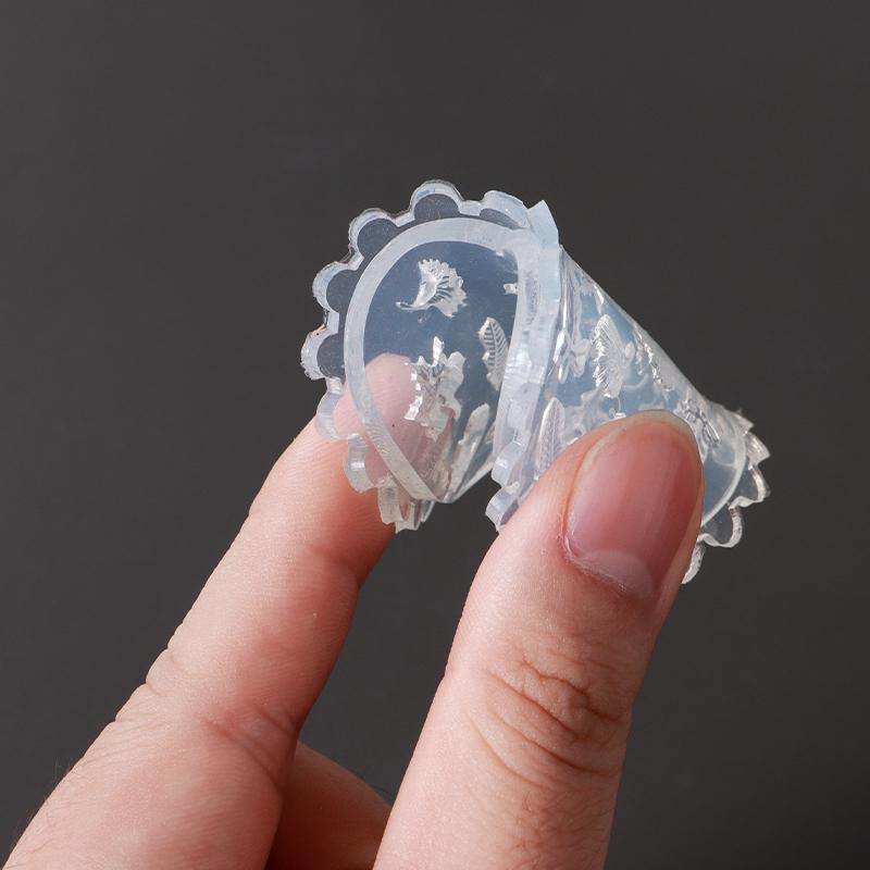 1 Pcs Soft Silicone Nail Rose Flower Heart Mold 3D Butterfly Goldfish Shell Carved Cartoon Template Nails Accessories For Salon