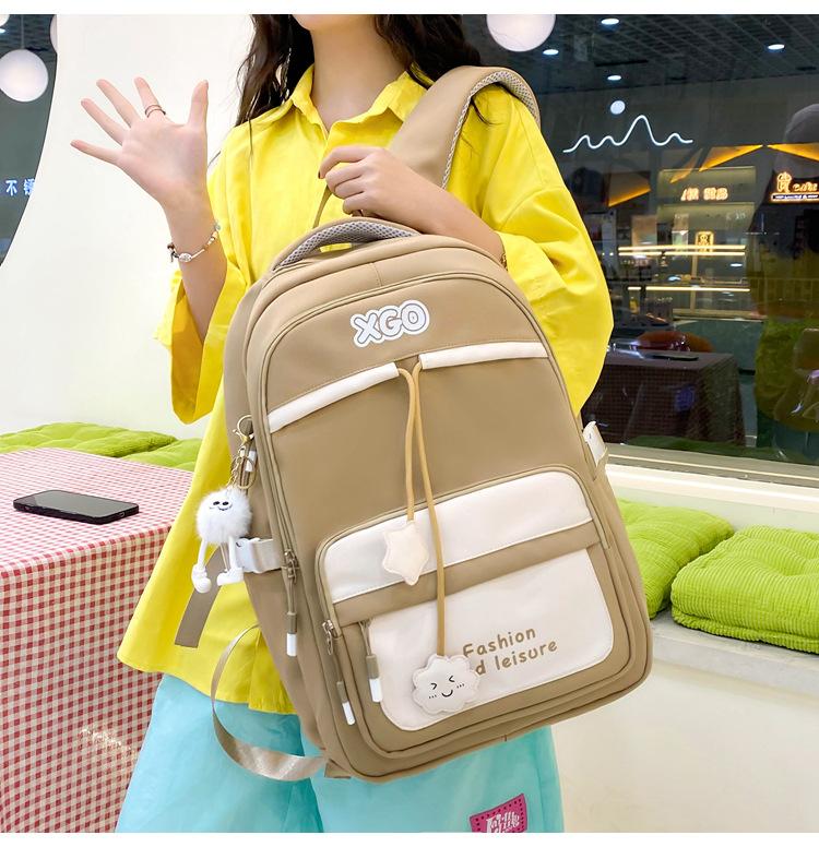 Student Schoolbag Lightweight Backpack Large Capacity Strong Backpack