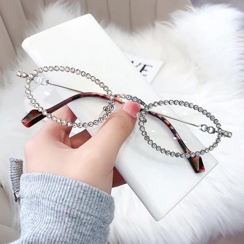 New Fashion Cat Eye Sunglasses Small Metal Frame Retro Sunglasses Trend Uv400 Protection Eyewear Streetwear Sun Glasses