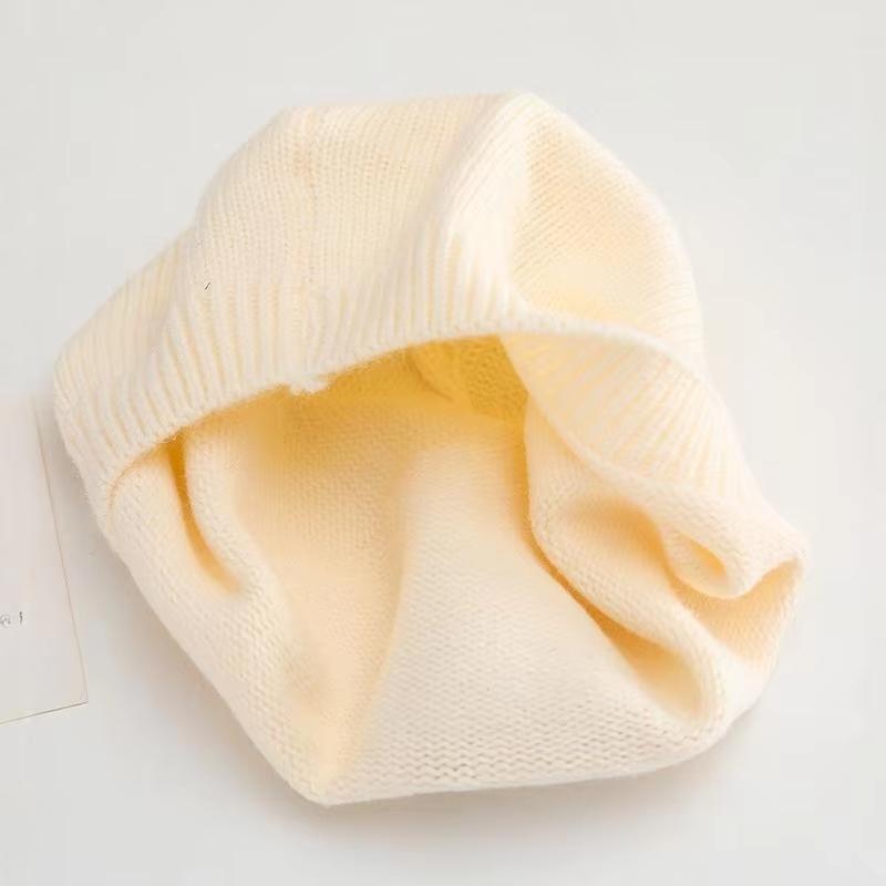 Winter Knit Beret Hat for Baby Cute Cartoon Bear Infant Painter Cap Autumn Winter Warm Woolen Kids Artist Caps