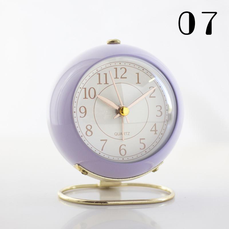 

Nordic Style Metal Alarm Clock Silent Battery Operated Round Bedside Clock with Light for Students Home Decoration Timing