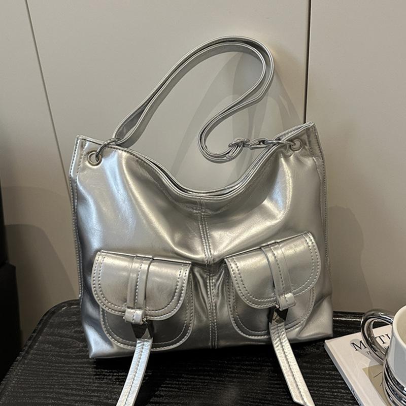 

Женская 2025 новая мода на одно плечо кроссбоди карман высокое чувство подмышечная сумка-тоут большая вместимость удобная серебряный