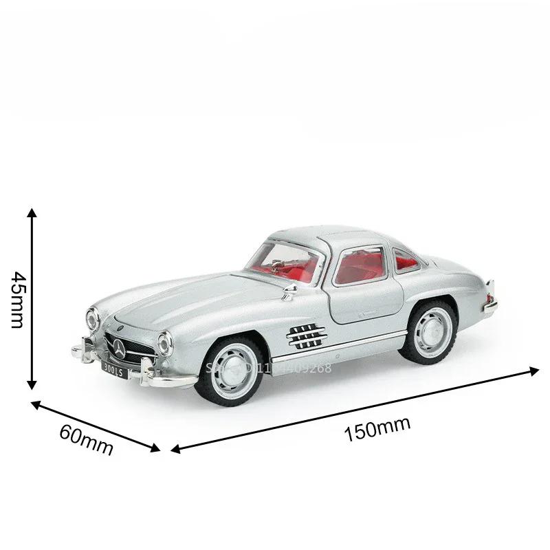 1:32 Scale GT 300SL Sports Car Model Toy Doors Opened Sound Light Pull Back Diecast Metal Vehicles Models Collection Kid Gifts