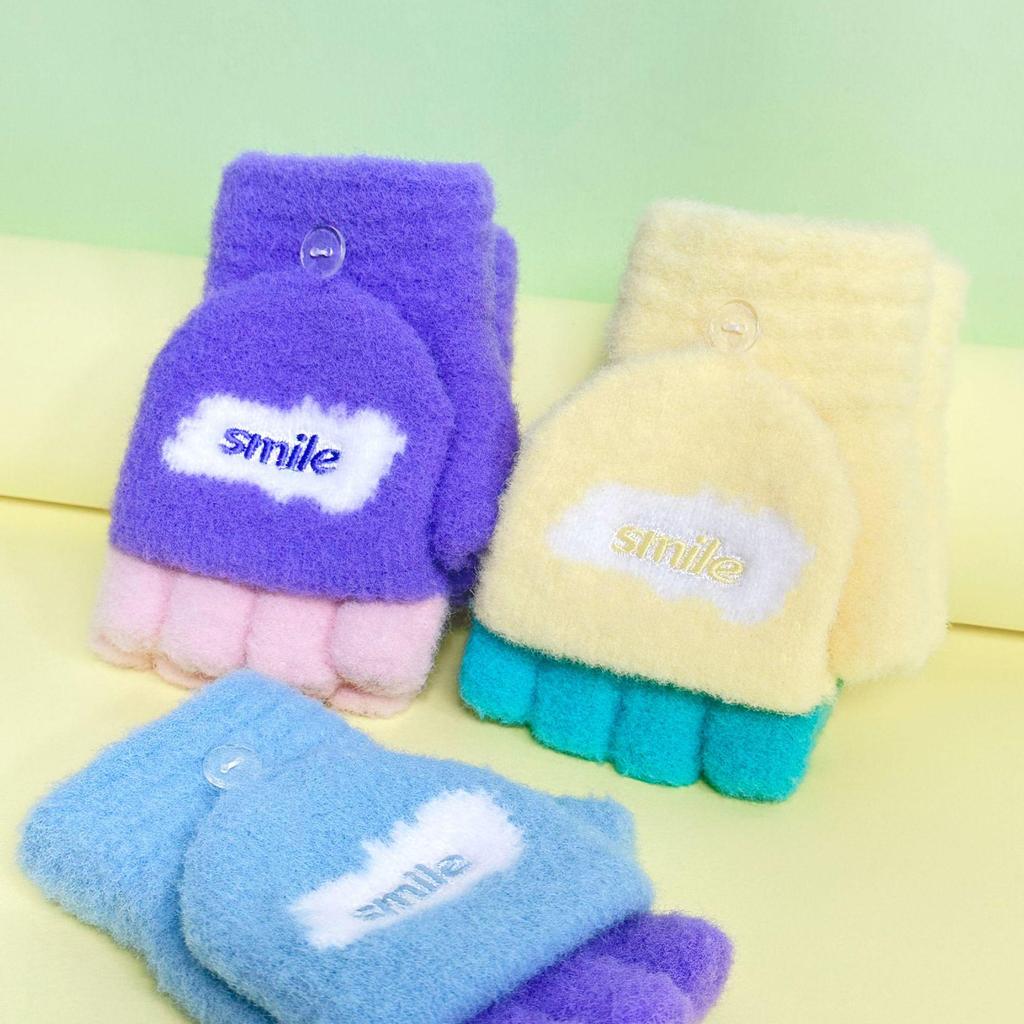 Children's Velvet Thickened Knitted Gloves: Warm, Finger-Accessible, Cartoon Design for Autumn/Winter