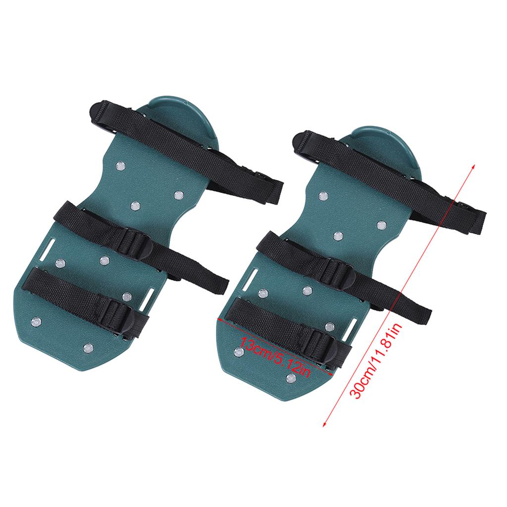 1 Pair of Lawn Aerator Sandals Heavy Duty Grass Spiked Shoes with Buckle Garden Tool (3 Straps)