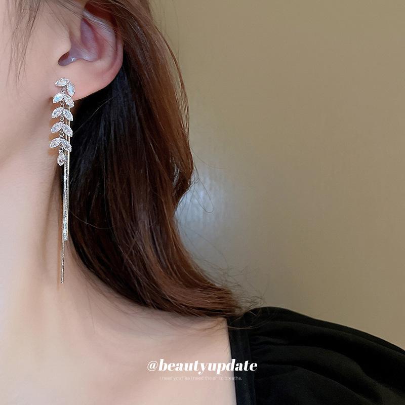 Silver Needle Korean Zircon Wheat Tassel Stud Earrings: Elegant, High-End Fashion Accessories for Women.