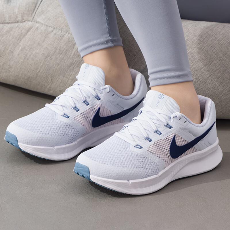 NIKE Women's Trail Running Shoes DR2698-019