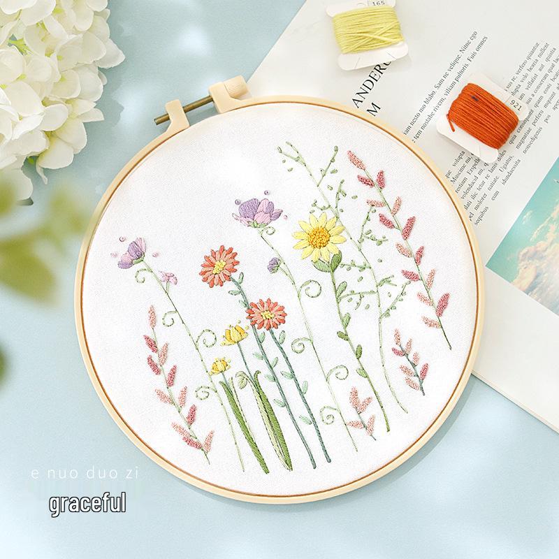 Nordic DIY Embroidery Kit: Beginner's Fresh Floral Fabric Art Set