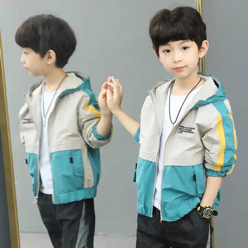 Hübscher Teenager Jungen Hoodies Mode Splicing Stil Mantel für Kinder Windjacke