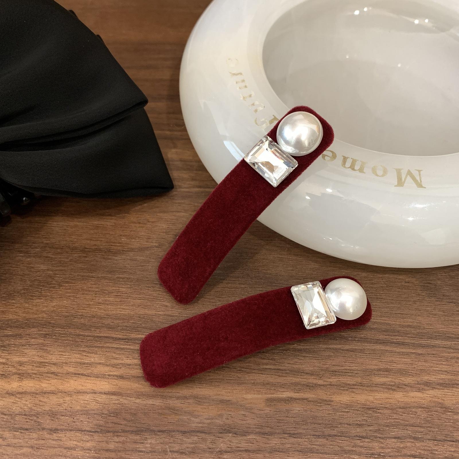 

Gentle pearl velvet hairpin autumn and winter temperament high-end side broken hairpin