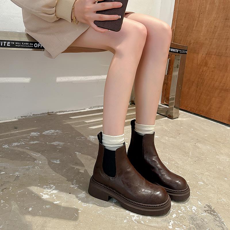 Small inner height-increasing short boots women's leather washed old Chelsea boots children's autumn and winter new thin and bare boots