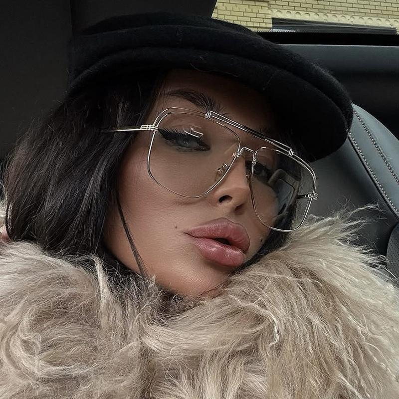 Vintage Fashion Woman and Man Sunglasses Active Orange Color Full Frame Multi Color Eye Wear Luxury Style