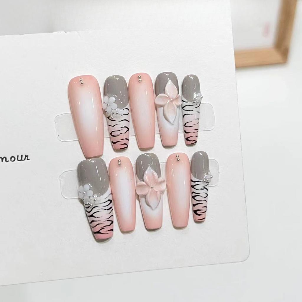 Wearing Armor Pure Handmade High-end Blush French Shell Flower Hand-painted Leopard Print Manicure Removable