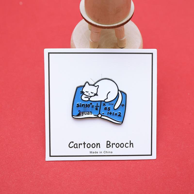 Cartoon Reading Cat Metal Brooch - Cute Badge for Bags