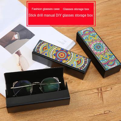 Estuche de piel sintética para guardar gafas de sol con pintura de diamantes, kit de bricolaje