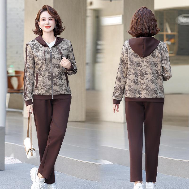 

Модный спортивный комплект-двойка с капюшоном для мамы 2025 - Мода весна и осень XXL (for 110-125 jin) кофейный