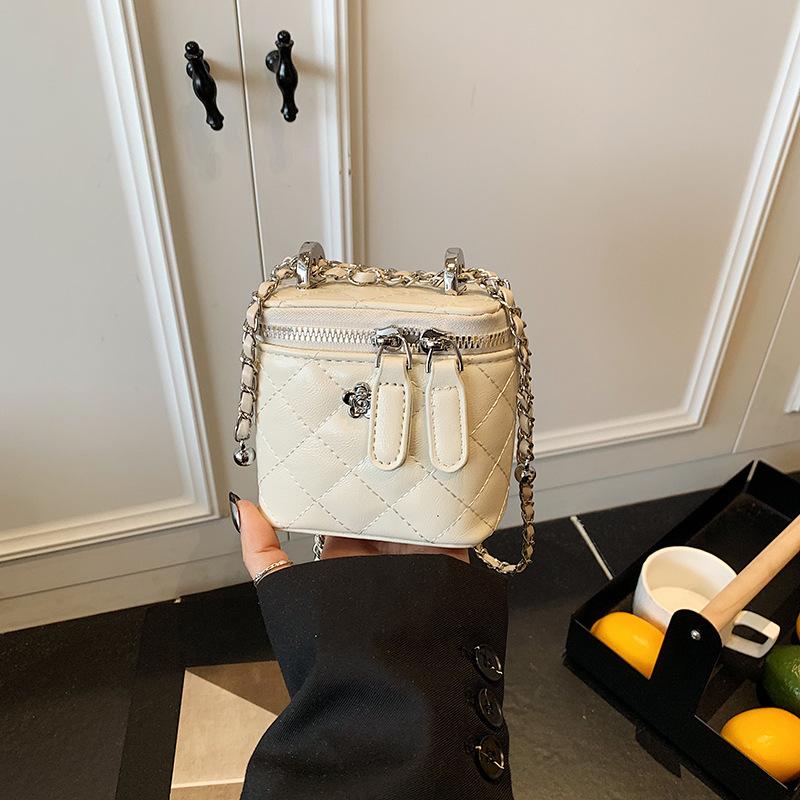 Chain bucket bag women's new fashion versatile casual high-end messenger bag box small square bag