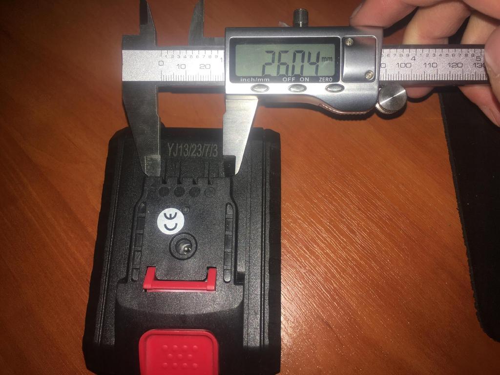 Rosfix Akumulátor 2Ah 21V – Výkon a Kapacita | Kompatibilní se sérií Animal PRO | Rychlé Nabíjení, Životnost