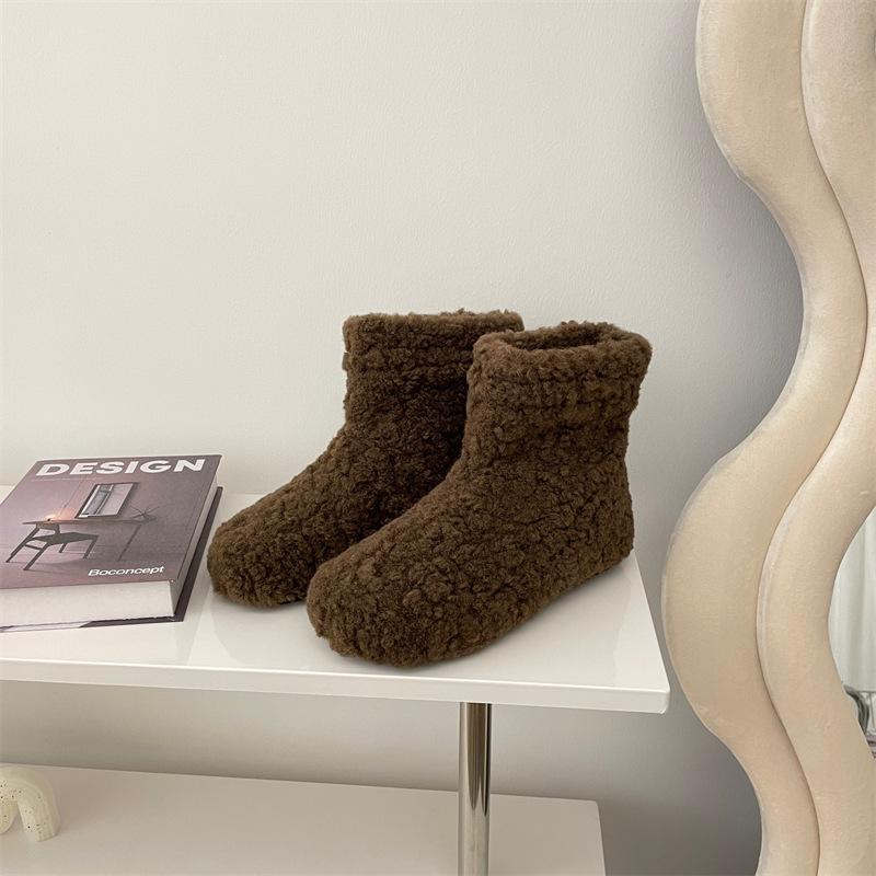 

Корейский бархат утолщенные зимние сапоги женские на плоской подошве 2025 новые осенне-зимние теплые короткие хлопковые сапоги из овечьей шерсти 39 коричневый
