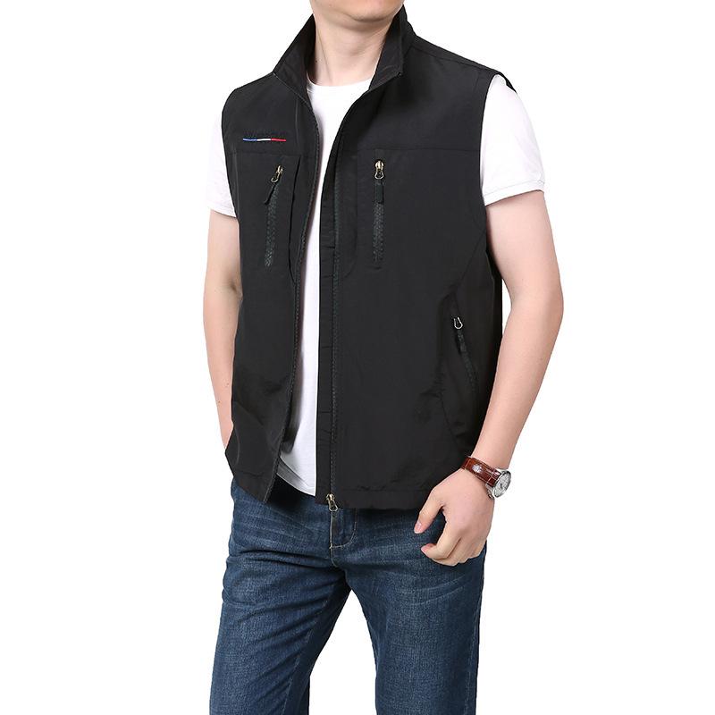 Men's Quick-Dry Multi-Pocket Outdoor Vest for Spring, Summer, and Autumn
