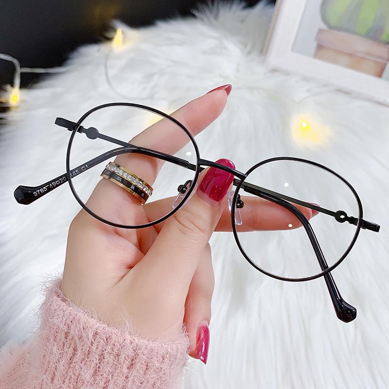 Trendy Unisex Retro Metal Small Frame Anti-Blue Light Glasses for Myopia