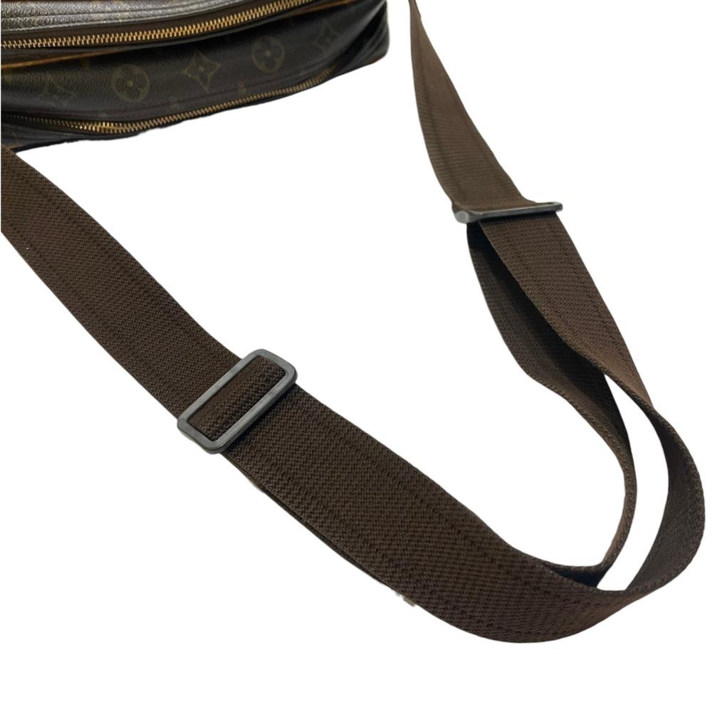Louis Vuitton M45254 Monogram Reporter PM Crossbody Shoulder Bag Brown