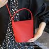 Simple and Trendy Hand-carried Bucket Bag Women's 2025 Spring and Summer New Fashion Versatile Shoulder Bag Niche High-end Women's Bag