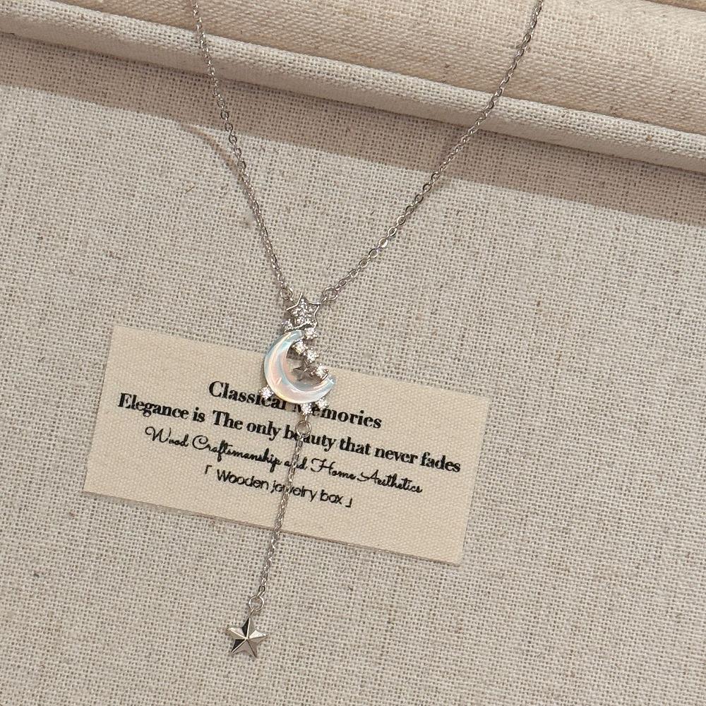 Butterfly Collarbone Chain Women Blue Topaz Necklace Fashion Jewelry Simple Elegant Accessory