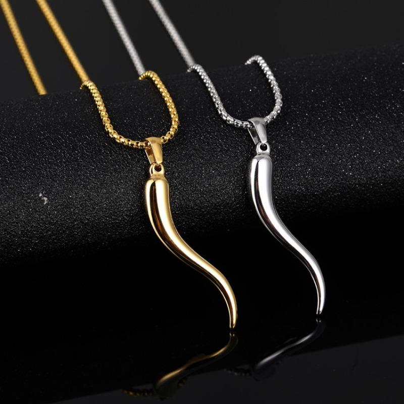 Fashionable Men's Chili Pepper Versatile Pendant Necklace