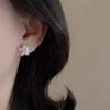 XXX-005 Dainty Flower Stud Earrings for Women Piercing Cartilage Ear Ring Cute Zircon Gold Color Women's Aesthetic Jewelry Gift
