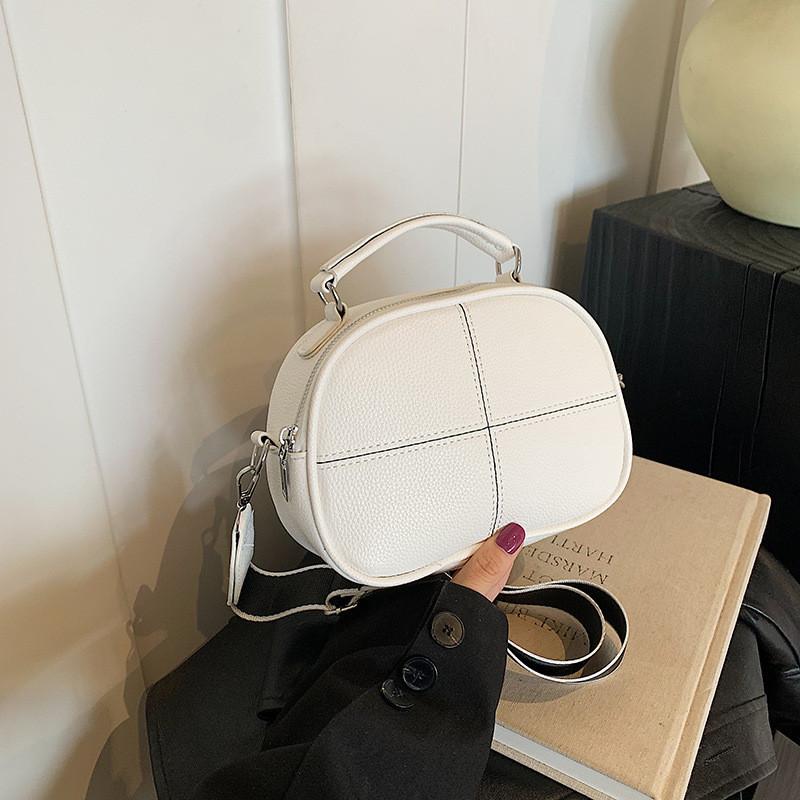 Trendy Women's Korean Style Crossbody Bag Fashionable Round Handbag In Multiple Colors