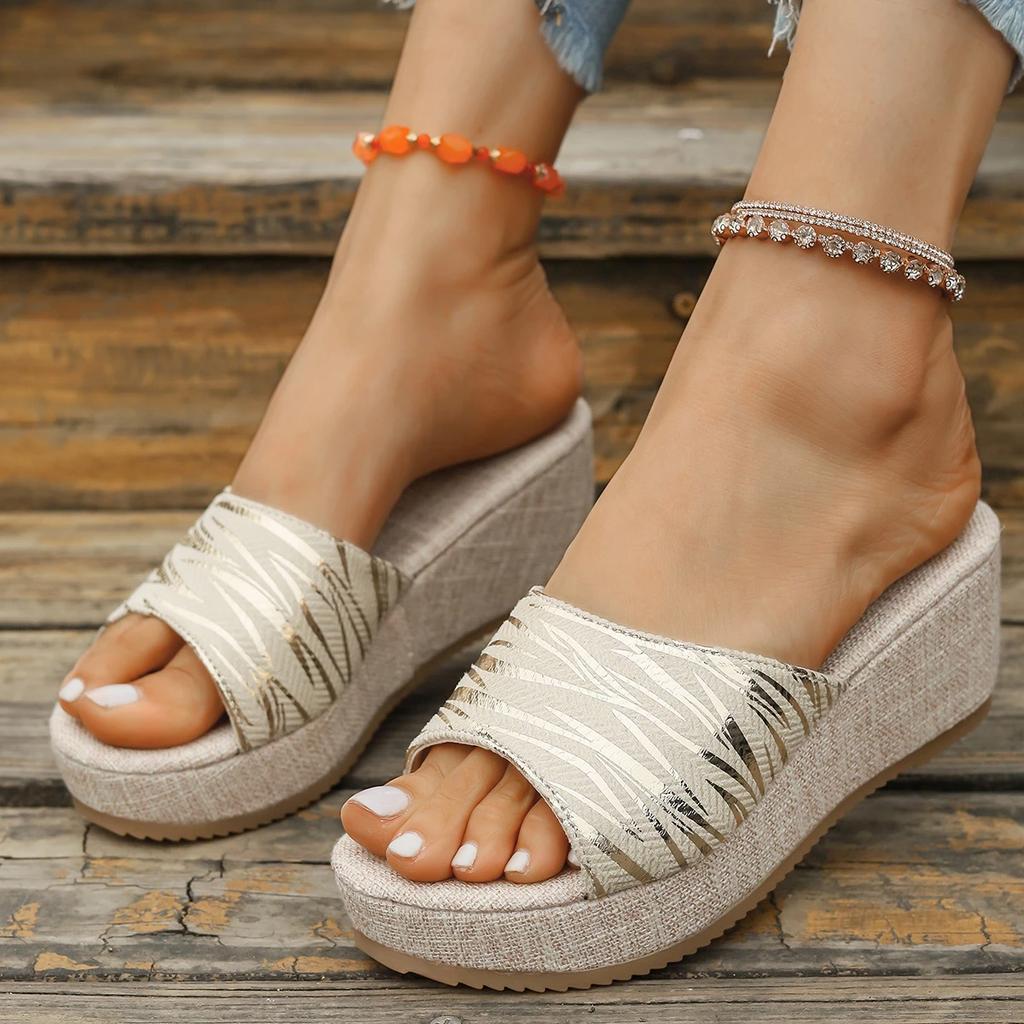 Fashion New Summer Women Slippers Big Size Slip On Casual Slippers Wedge Designer Shoes for Women Fashion Platform Sandals Slides Women