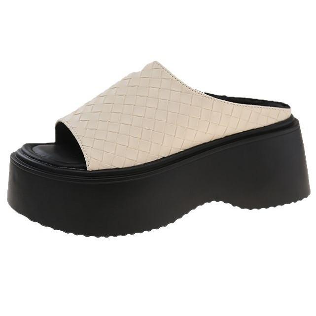 Muffin Thick-soled Heightened Woven Cool Slippers for Women's Outerwear 2025 Summer New Sandals Small Open-toed Half Slippers