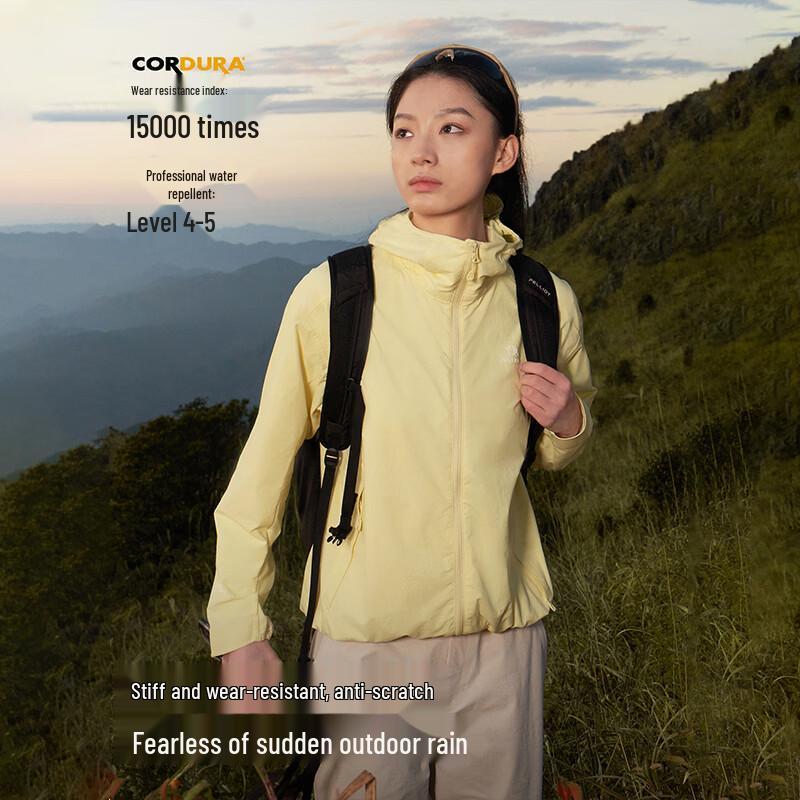Pelliot Women's Windproof Hiking Softshell Jacket