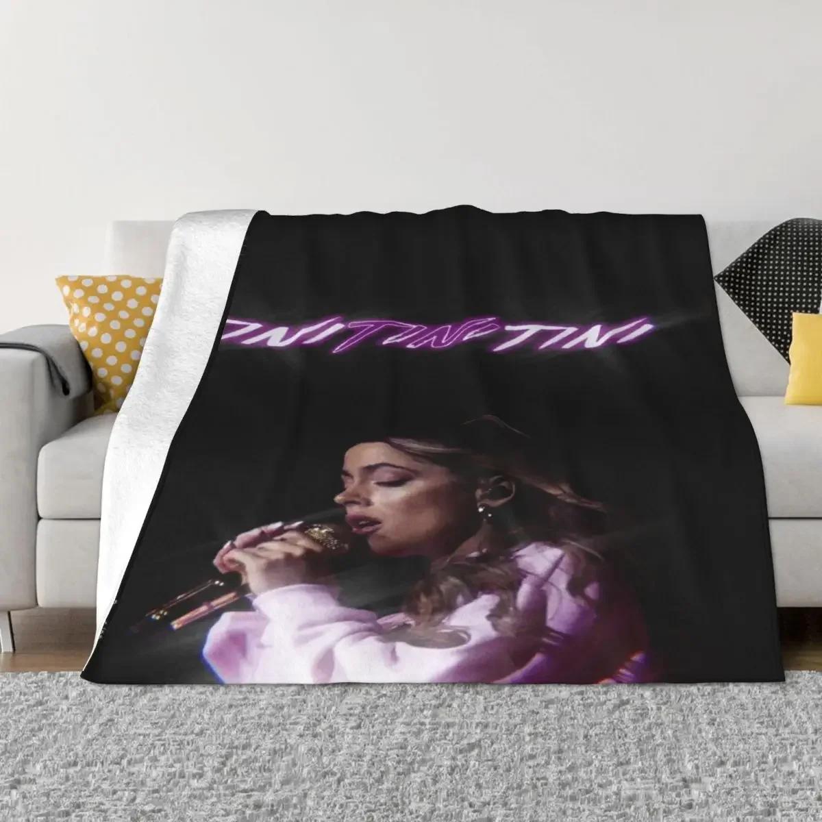 

Tini Stoessel 3031 Bedroom Bed Blankets Blankets & Throws Throw Blanket 75x90cm