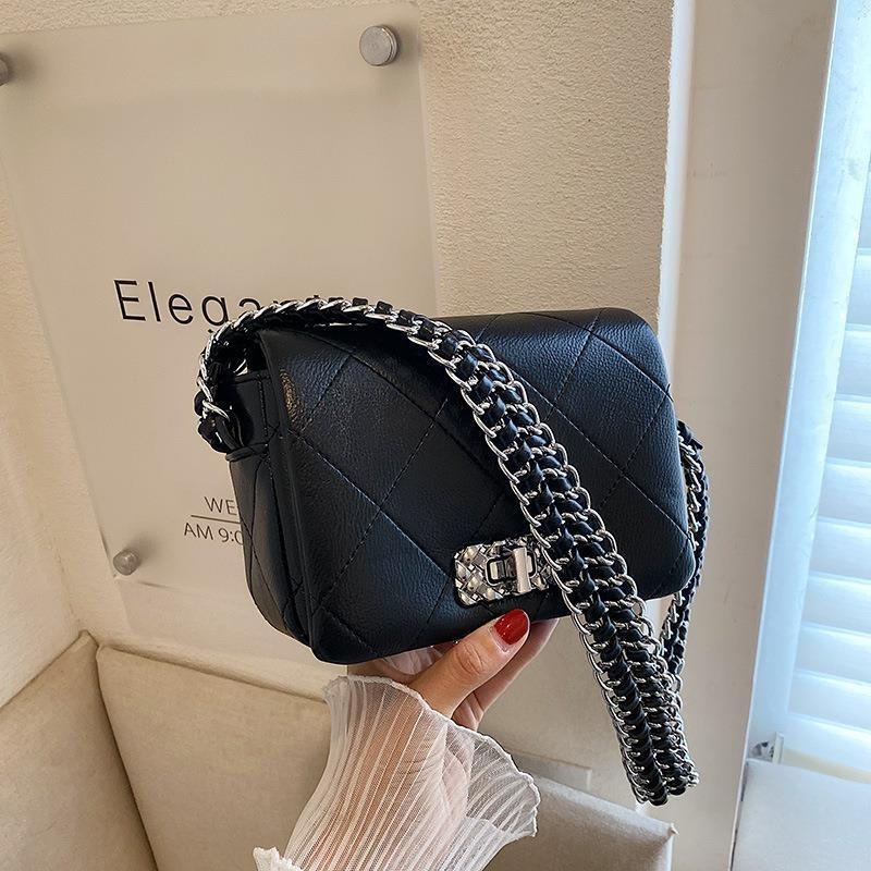 Mini Shoulder Bag 2023 New Small Square Bag With Chain Strap Summer Quilted Texture Urban Style Bag
