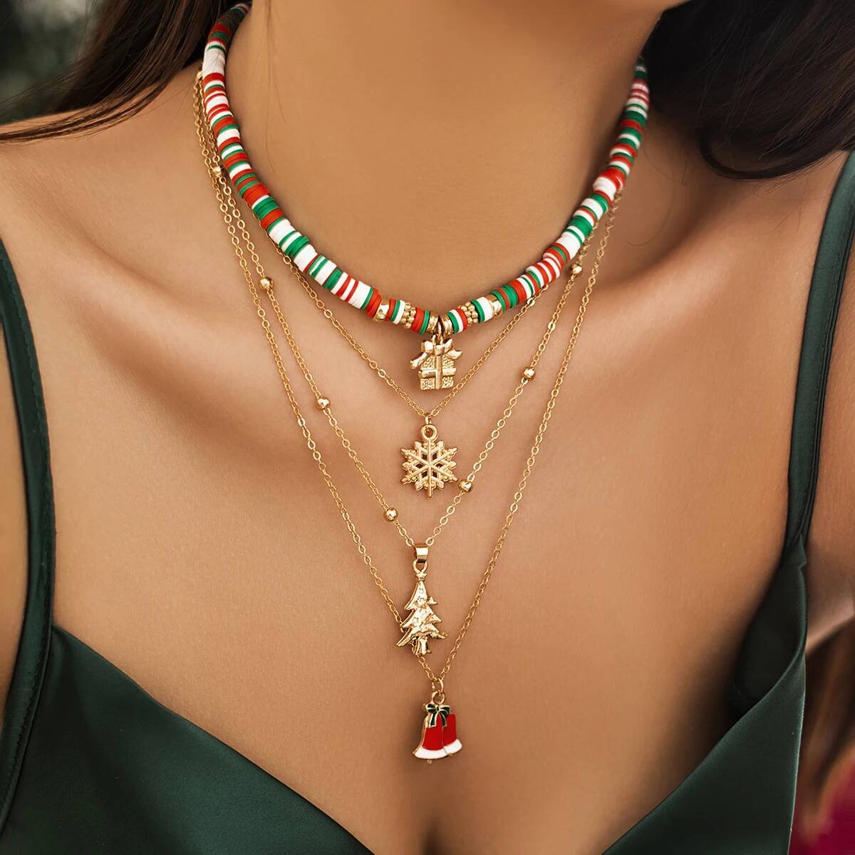 SHIXIN 4 Pieces Christmas Tree Snowflake Pendant Necklace for Women Trendy Gold Color Chain Necklace Set 2026 Christmas Jewelry