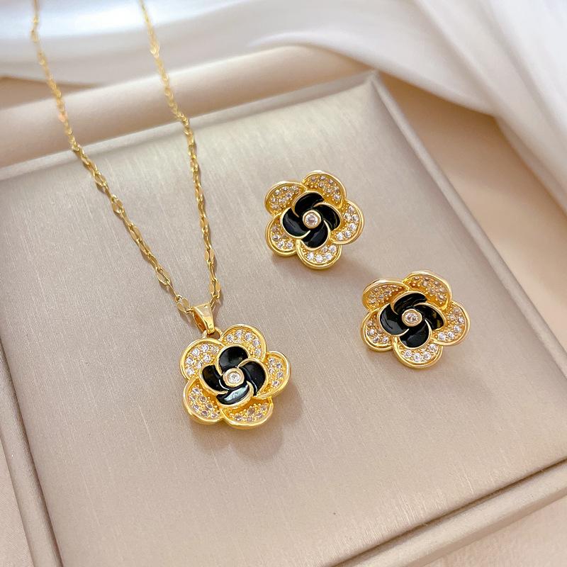 Full of Zirconium Exquisite Wind Copper Micro-inlaid Earrings Necklace Set Combination