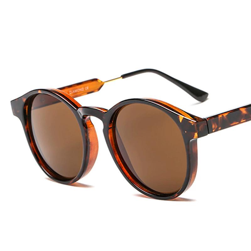 Trendy Women's Retro Round Frame Anti-UV Sunglasses