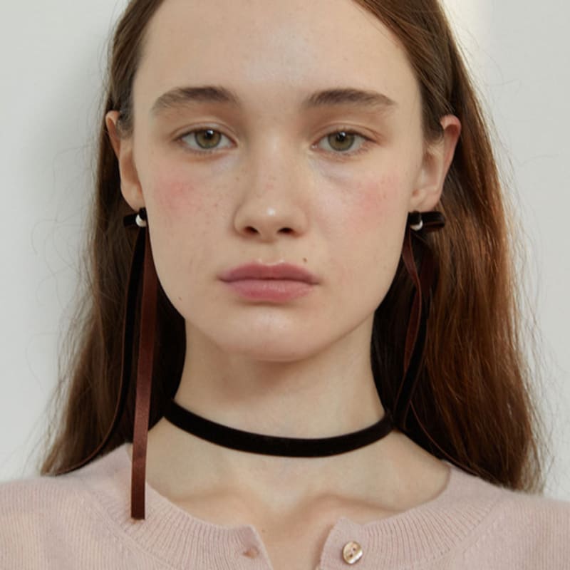 

LOVE ME MONSTER Brown Velvet Choker (L244MNK030) BROWN