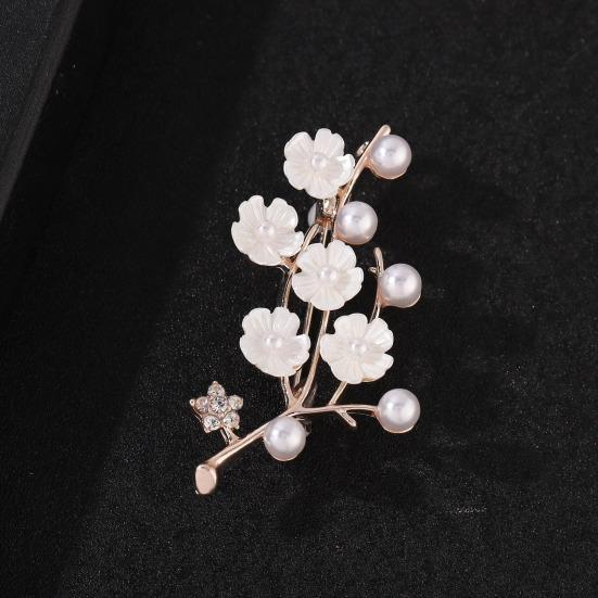 Mother Day Brooch with Strong Pin Design Imitation Pearl Cubic Zirconia Inlay Flower Shape Sweater Badge