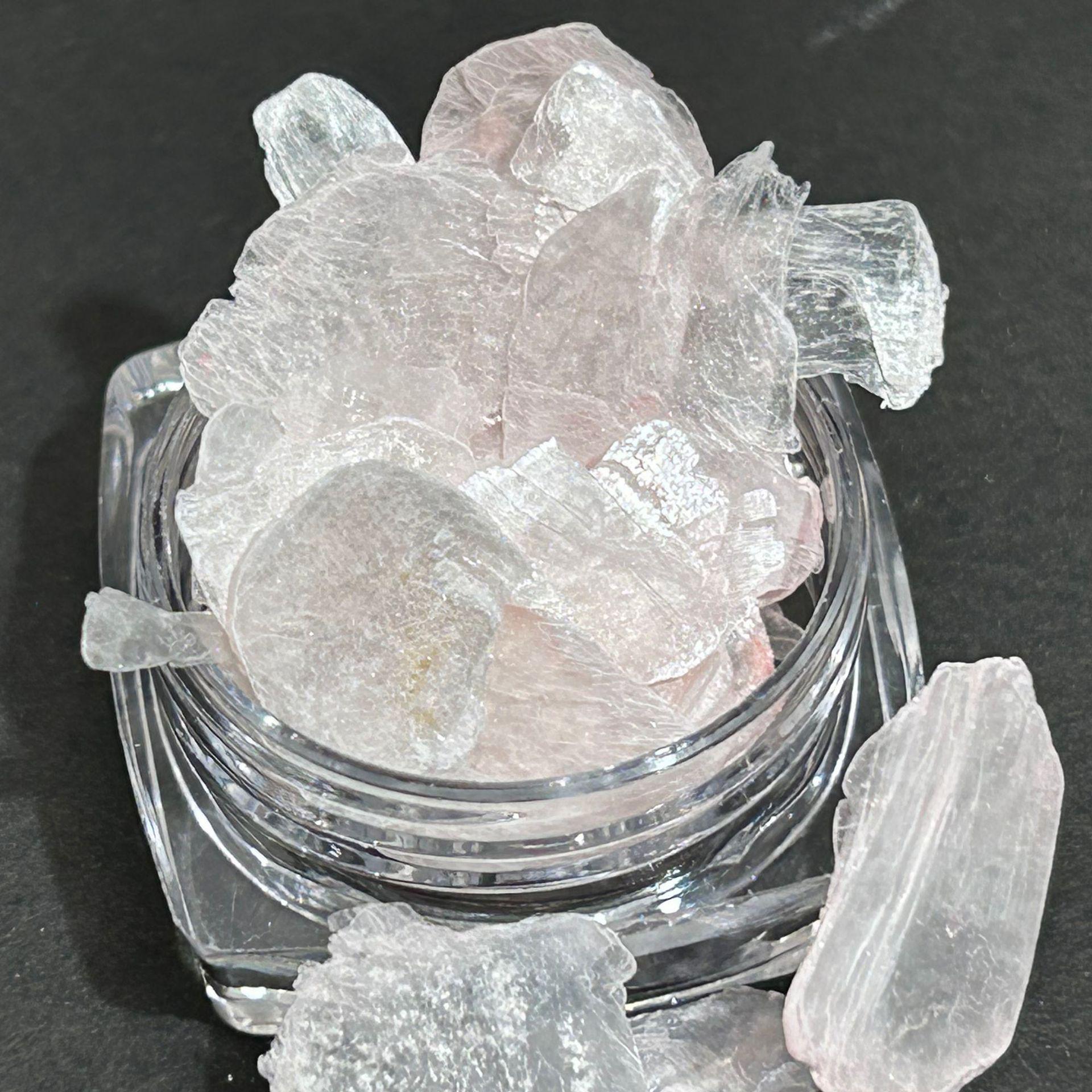 

Mica Flakes for Nail Art & DIY Jewelry: Irregular Thin Shell Pieces 2 g